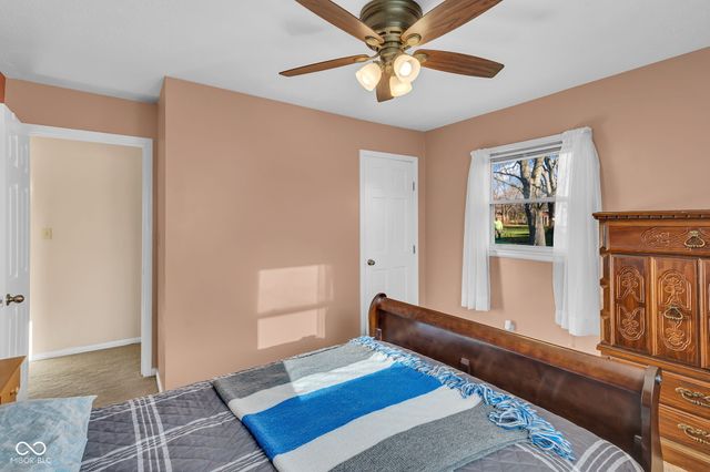 4828 Oaknoll Drive, Indianapolis, IN 46221