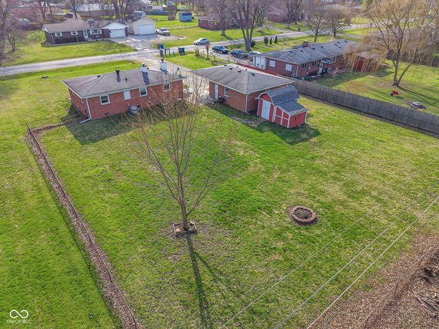 4828 Oaknoll Drive, Indianapolis, IN 46221