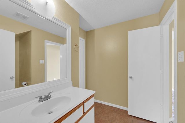 1119 Mossy Branch Street, Houston, TX 77073