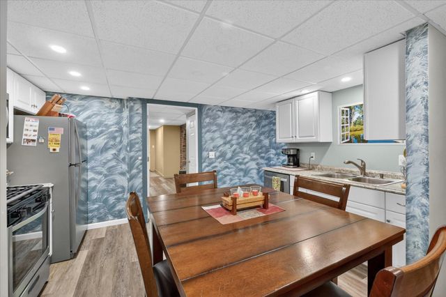 2717 Fishbeck Road, Howell, MI 48843