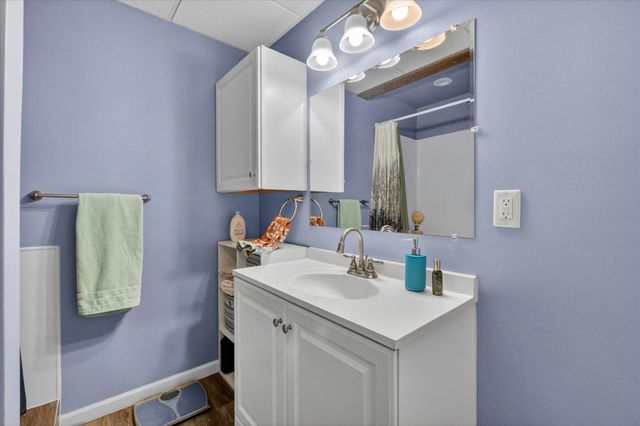 2717 Fishbeck Road, Howell, MI 48843