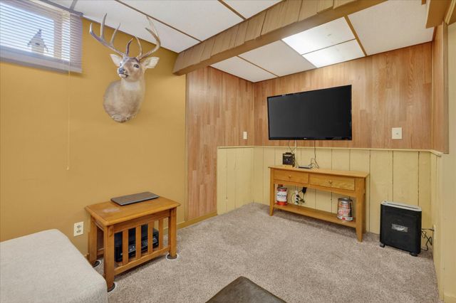 2717 Fishbeck Road, Howell, MI 48843