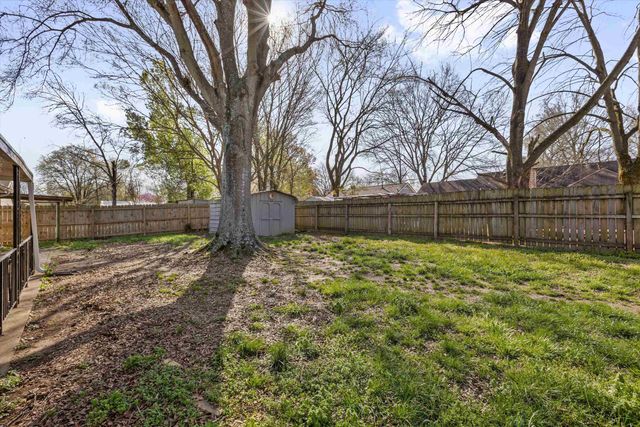 7251 HILLSHIRE DR, Memphis, TN 38133