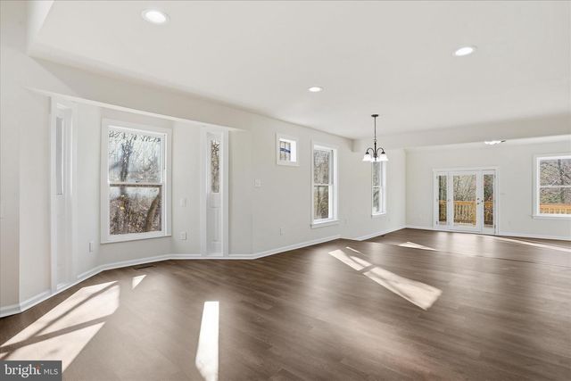 278 RED BIRD LN, Harpers Ferry, WV 25425