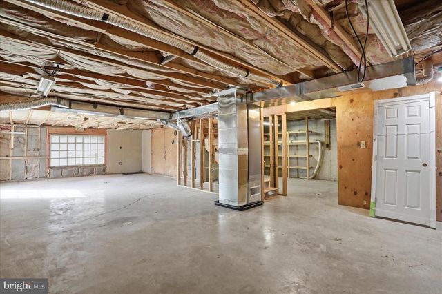 278 RED BIRD LN, Harpers Ferry, WV 25425
