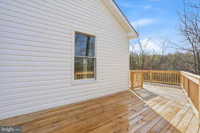 278 RED BIRD LN, Harpers Ferry, WV 25425