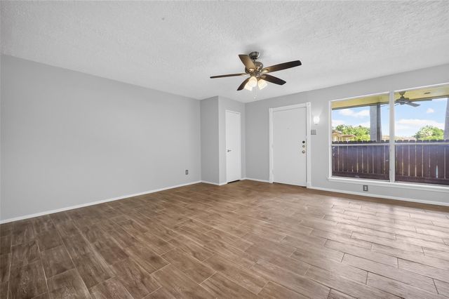 7714 Renwick Drive C35, Houston, TX 77081