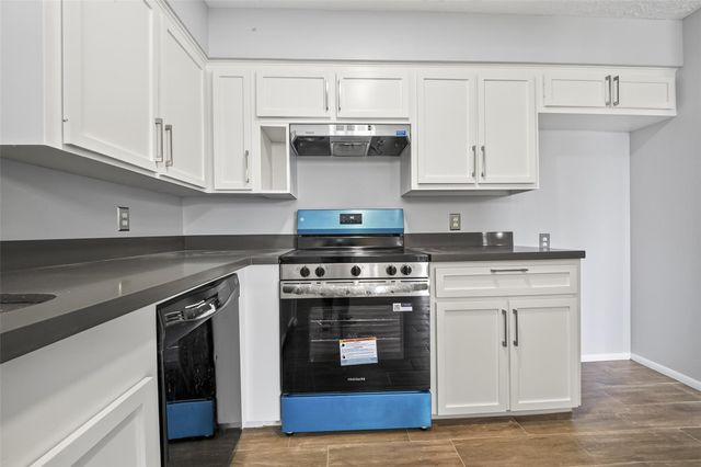 7714 Renwick Drive C35, Houston, TX 77081