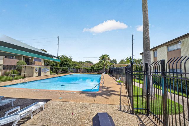 7714 Renwick Drive C35, Houston, TX 77081