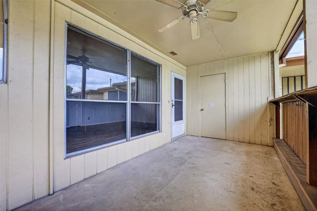 7714 Renwick Drive C35, Houston, TX 77081