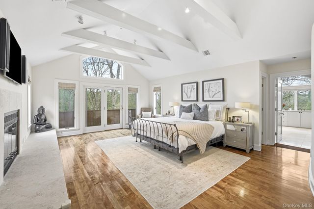 22 Random Farms Circle, Chappaqua, NY 10514