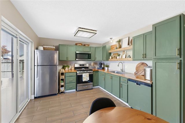 805 BELVOIR DRIVE, Davenport, FL 33837