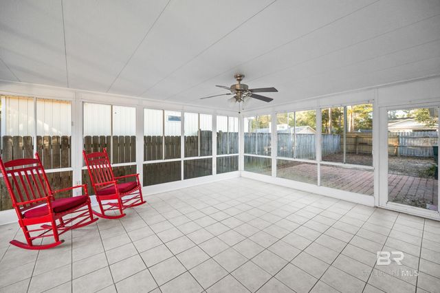 111 Montclair Loop, Daphne, AL 36526