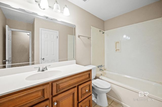 111 Montclair Loop, Daphne, AL 36526