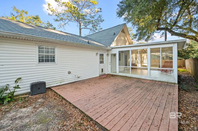 111 Montclair Loop, Daphne, AL 36526