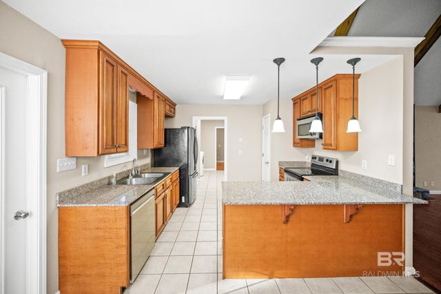 111 Montclair Loop, Daphne, AL 36526