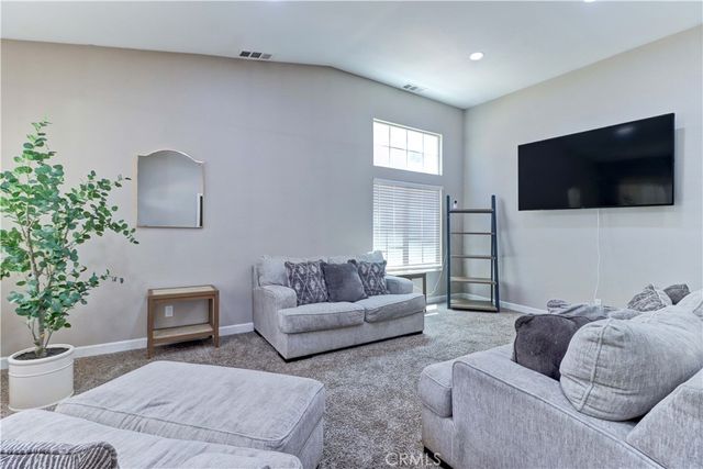 12660 Table Rock, Victorville, CA 92392