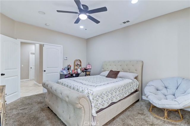 12660 Table Rock, Victorville, CA 92392