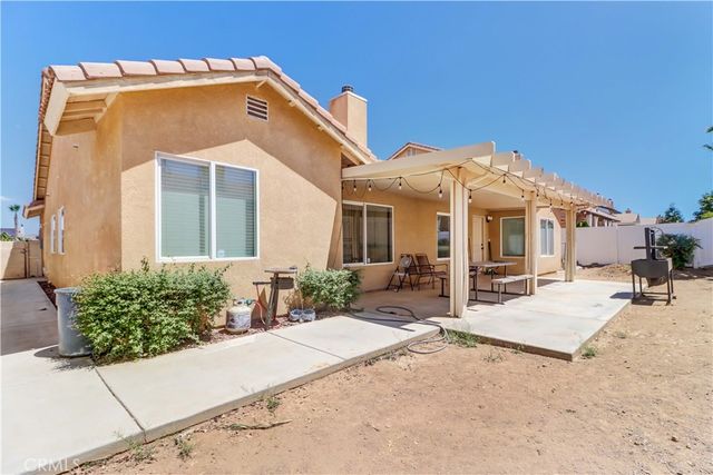 12660 Table Rock, Victorville, CA 92392