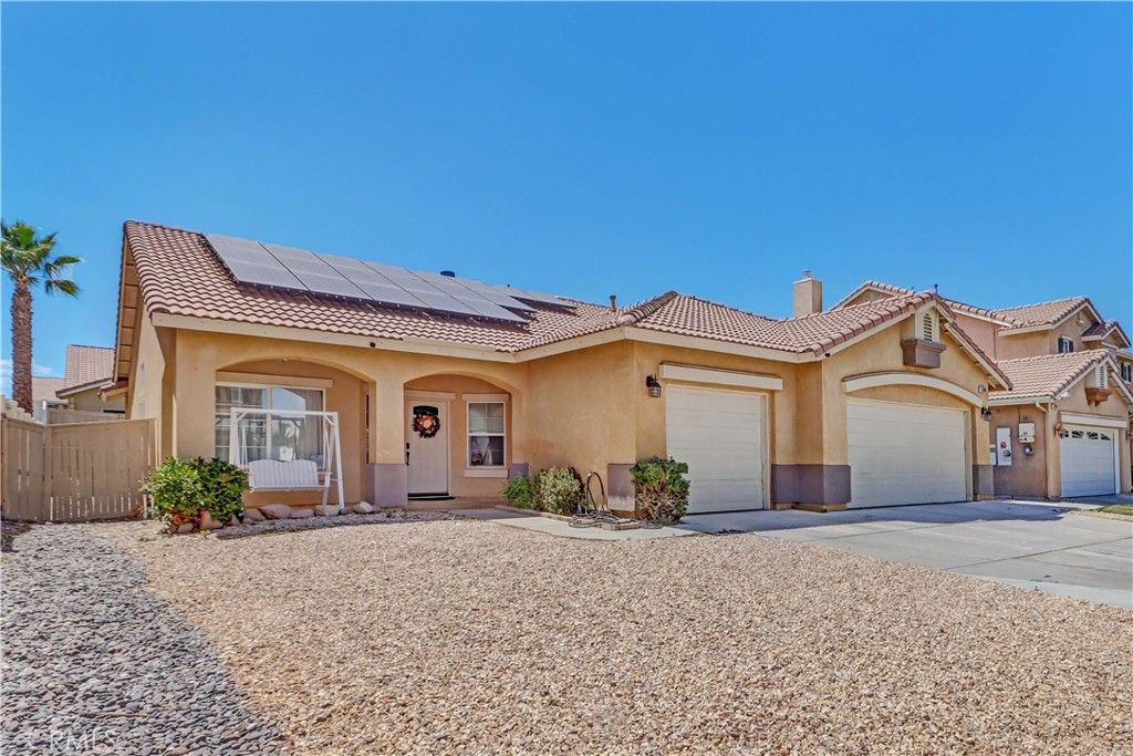 12660 Table Rock, Victorville, CA 92392