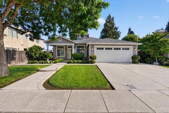1917 Generations Dr, Modesto, CA 95356