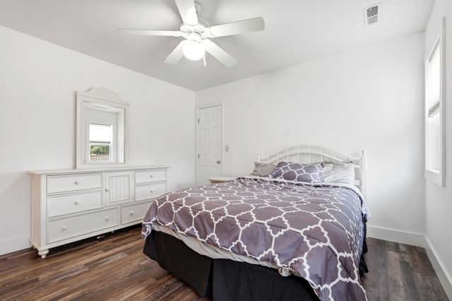 522 Lake Park Dr., Myrtle Beach, SC 29588