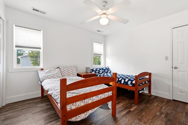 522 Lake Park Dr., Myrtle Beach, SC 29588