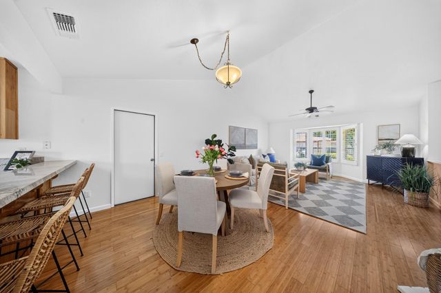 3863 Olivebranch Ln, Carmichael, CA 95608