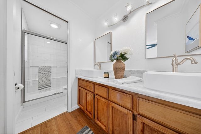 3863 Olivebranch Ln, Carmichael, CA 95608