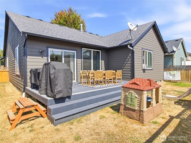 7253 Radius Loop SE, Lacey, WA 98513