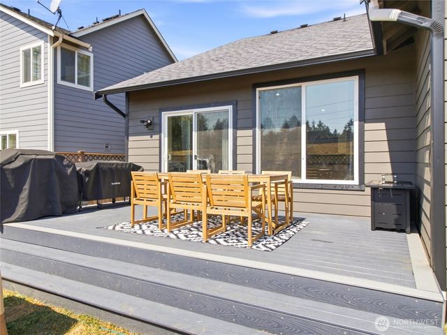 7253 Radius Loop SE, Lacey, WA 98513