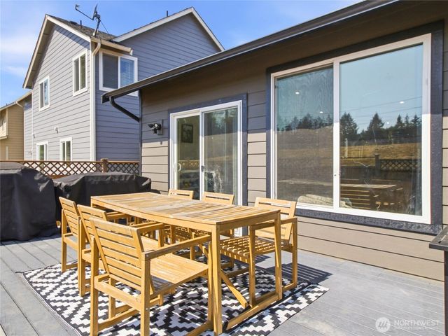 7253 Radius Loop SE, Lacey, WA 98513