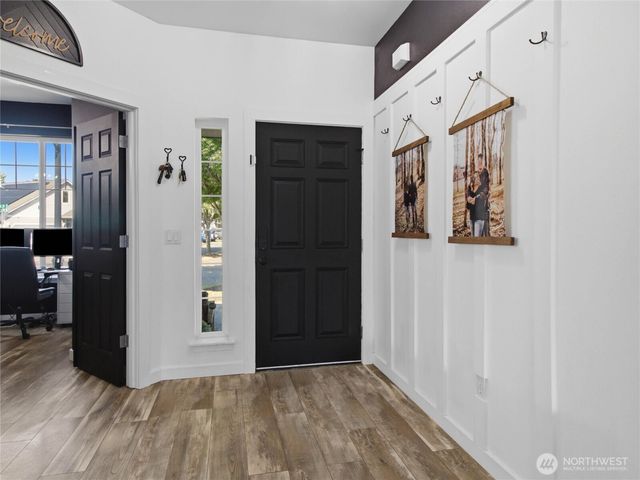 7253 Radius Loop SE, Lacey, WA 98513