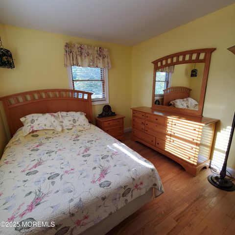 818 Atlantic Avenue, Point Pleasant, NJ 08742