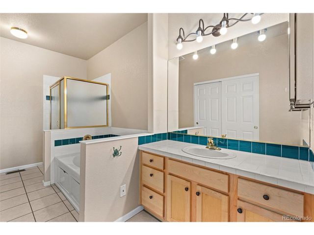 6686 S Reed Way B, Littleton, CO 80123