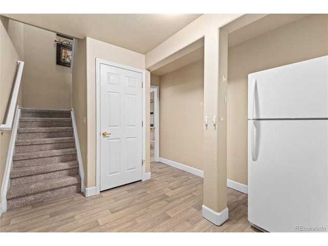 6686 S Reed Way B, Littleton, CO 80123