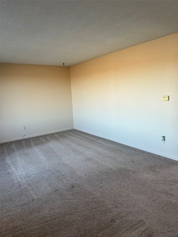 2332 55th Street Drive, Vinton, IA 52349