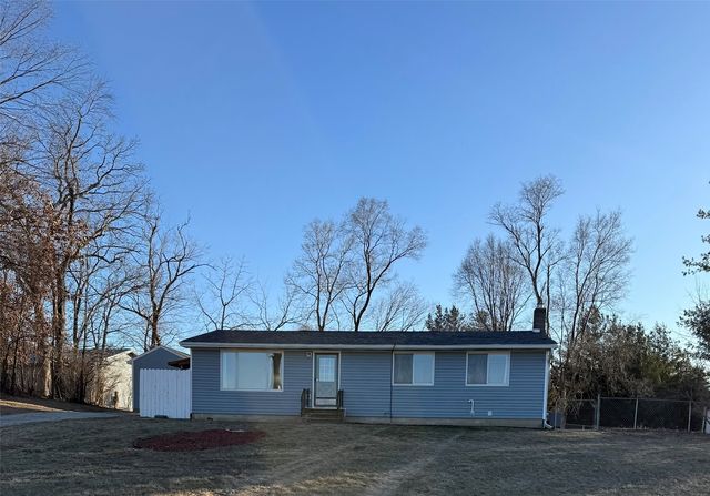 2332 55th Street Drive, Vinton, IA 52349
