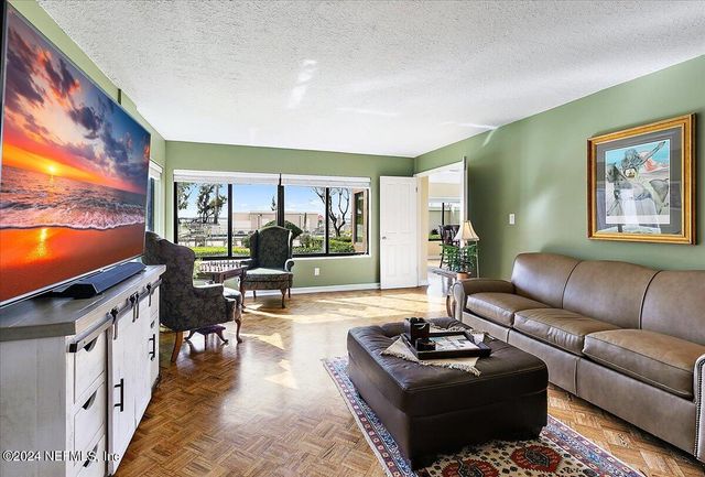 6000 SAN JOSE Boulevard 101, Jacksonville, FL 32217