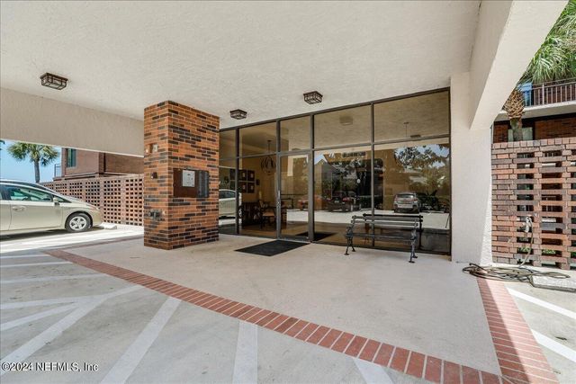 6000 SAN JOSE Boulevard 101, Jacksonville, FL 32217