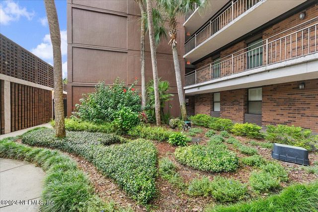 6000 SAN JOSE Boulevard 101, Jacksonville, FL 32217