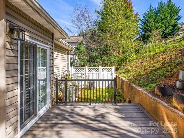 51 Driftstone Circle, Arden, NC 28704