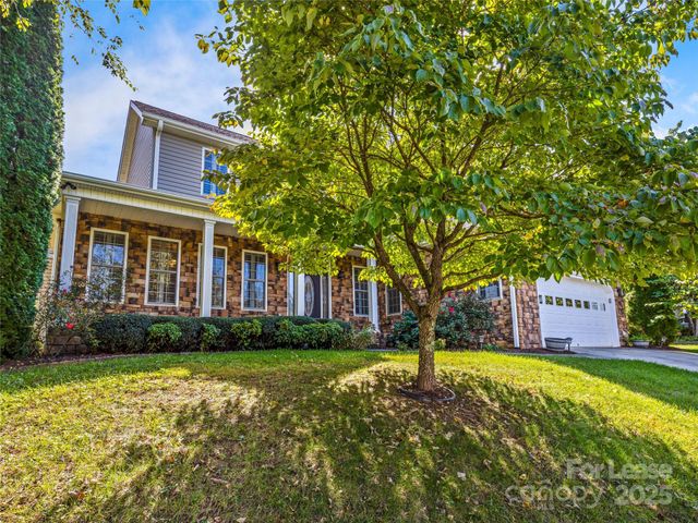51 Driftstone Circle, Arden, NC 28704