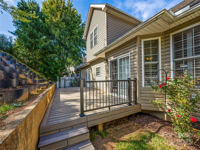 51 Driftstone Circle, Arden, NC 28704