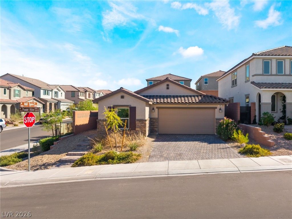 10807 Power Hike Avenue, Las Vegas, NV 89166 — exterior