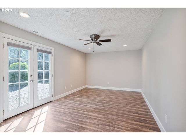 13012 Ne 43RD St, Vancouver, WA 98682