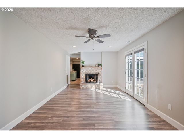 13012 Ne 43RD St, Vancouver, WA 98682