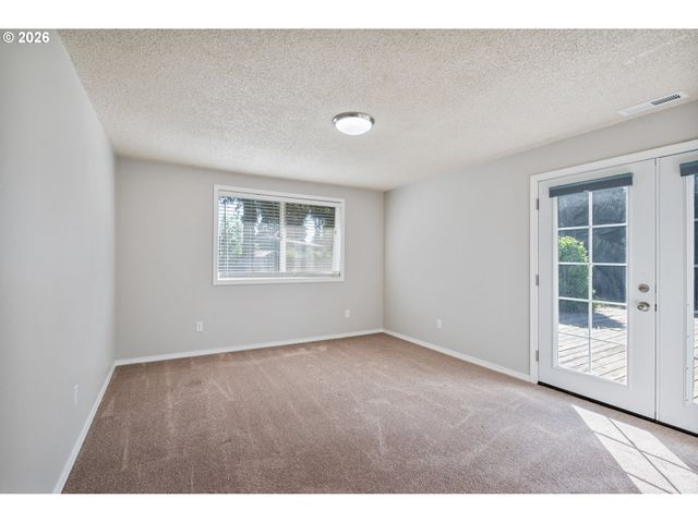 13012 Ne 43RD St, Vancouver, WA 98682