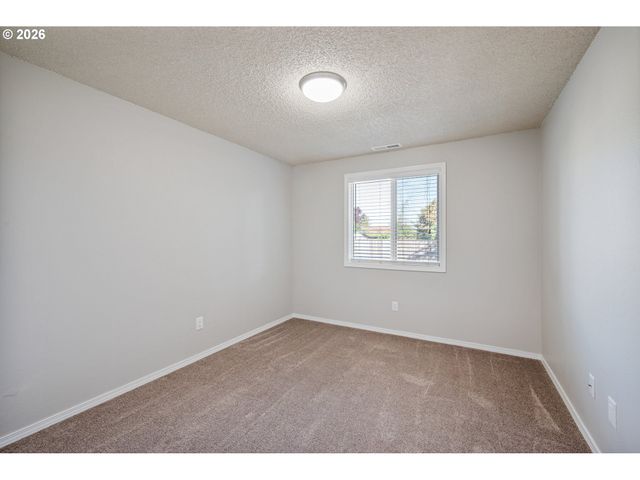 13012 Ne 43RD St, Vancouver, WA 98682