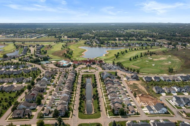 4707 Macatawa Legends Boulevard, Holland, MI 49424